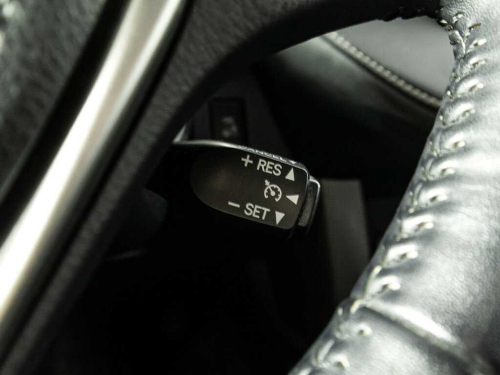 Toyota RAV4, 2015 Фото №17