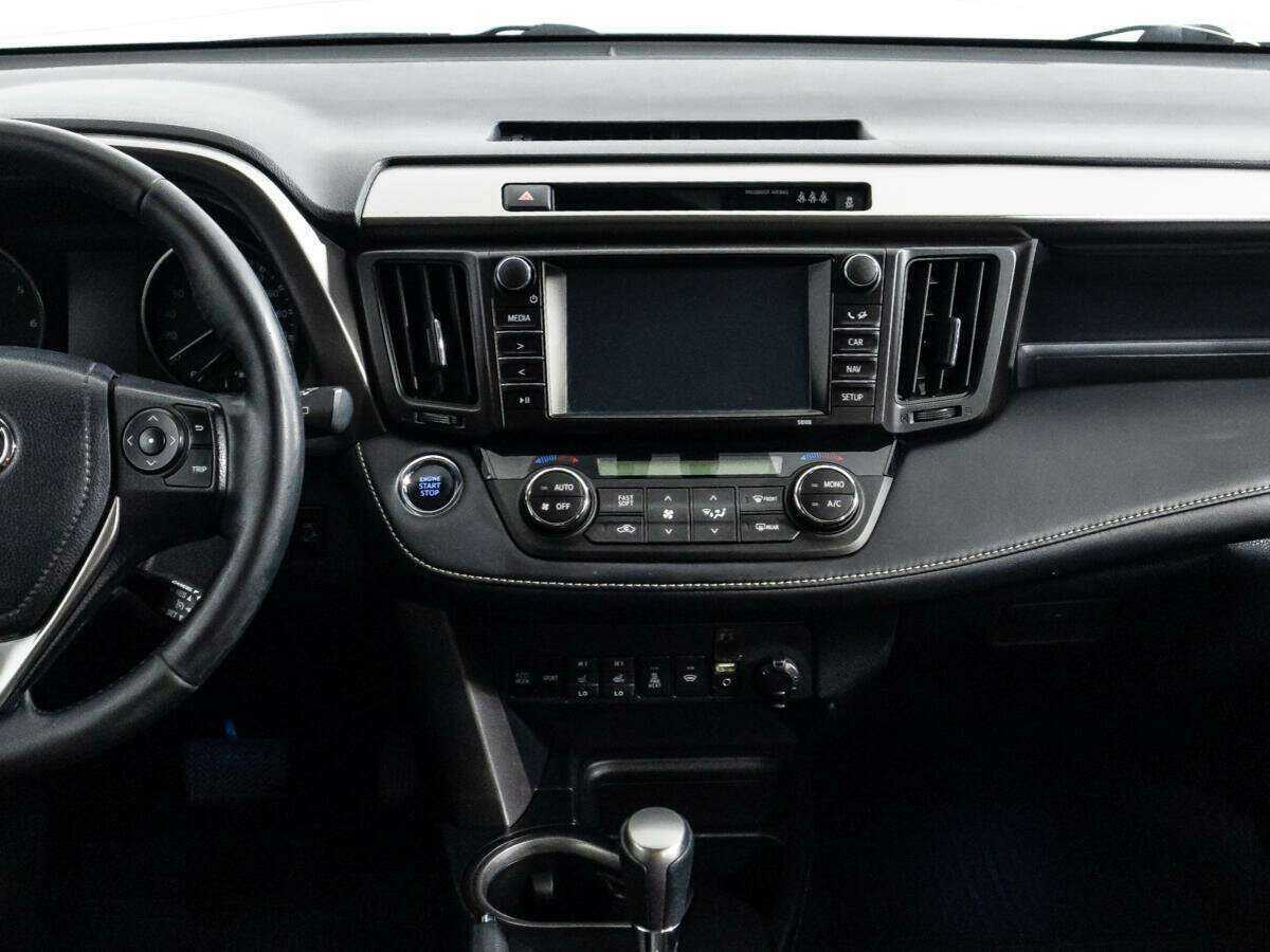Toyota RAV4, 2018 Фото №14