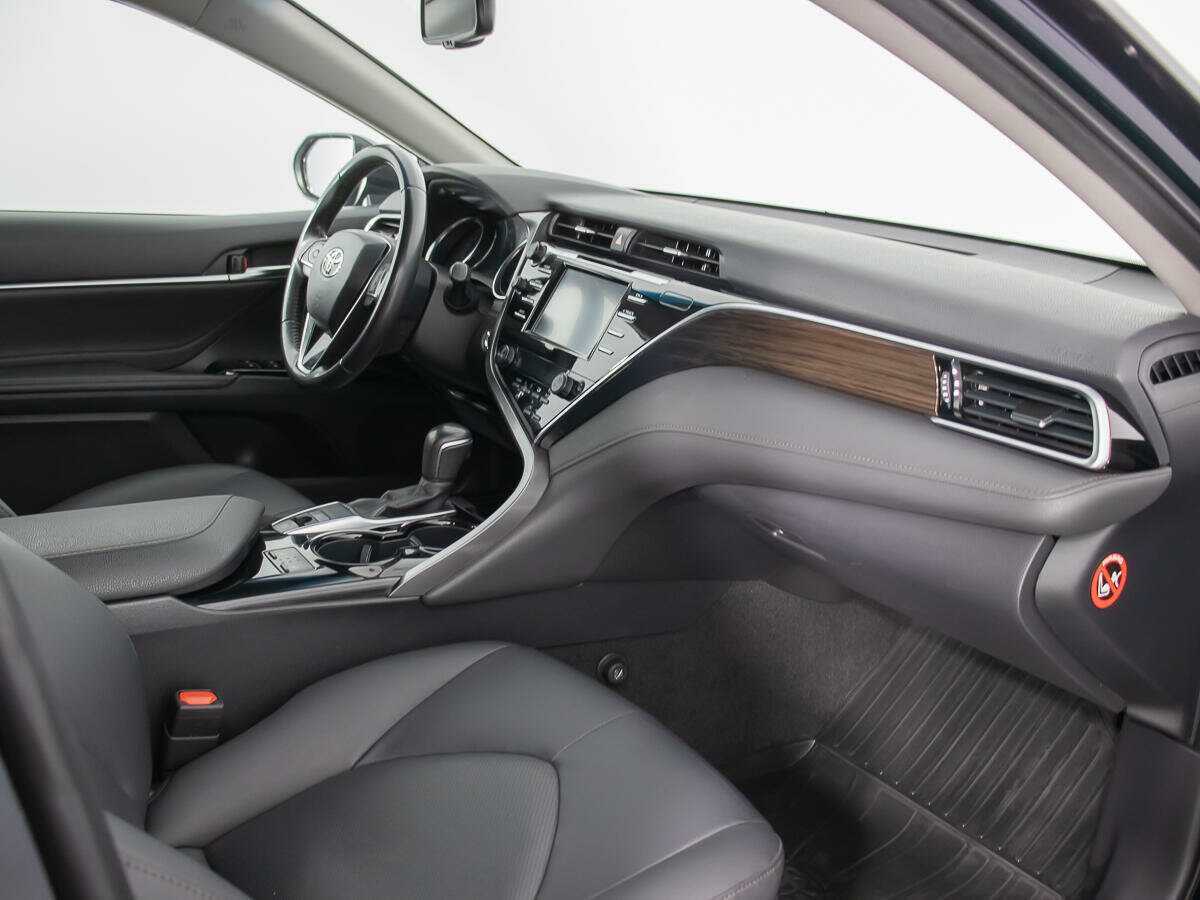 Toyota Camry, 2018 Фото №9
