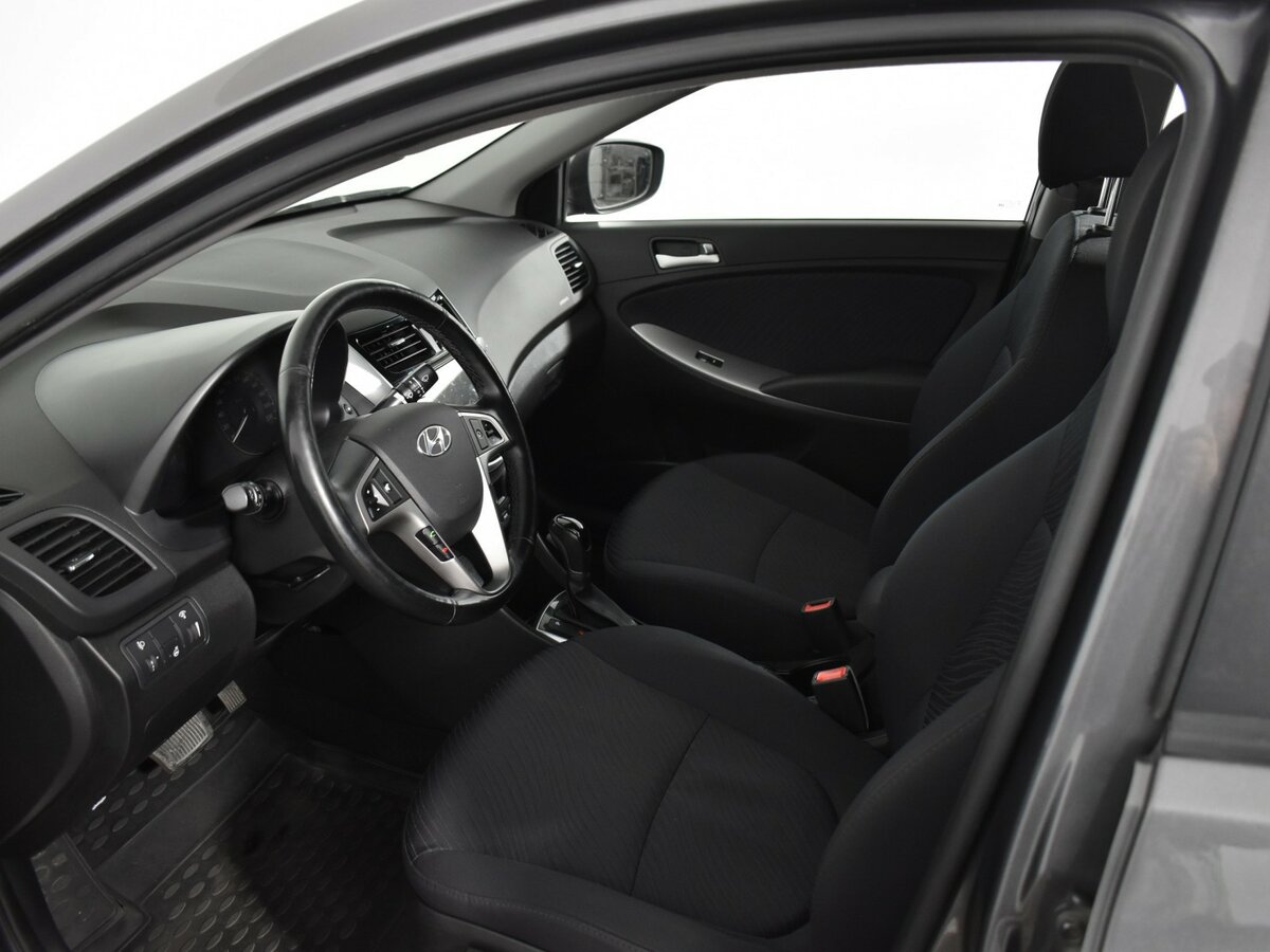 Hyundai Solaris I Рестайлинг, 2016 Фото №9