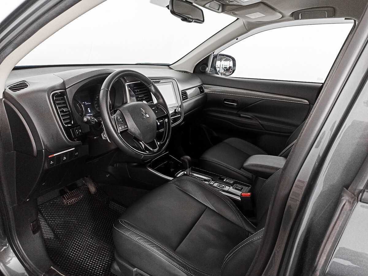 Mitsubishi Outlander, 2021 Фото №14