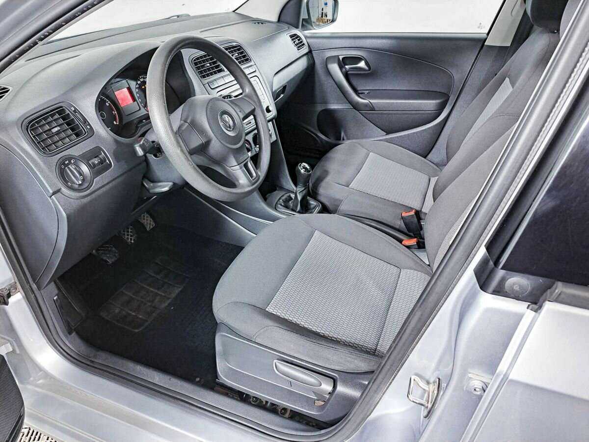 Volkswagen Polo, 2014 Фото №14