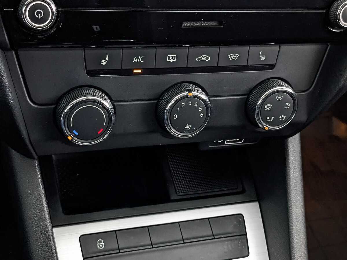 Skoda Octavia, 2018 Фото №21