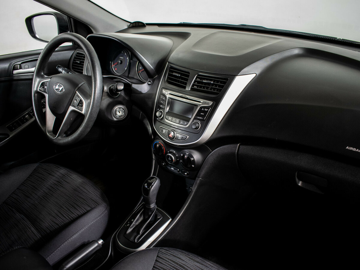 Hyundai Solaris I Рестайлинг, 2015 Фото №10