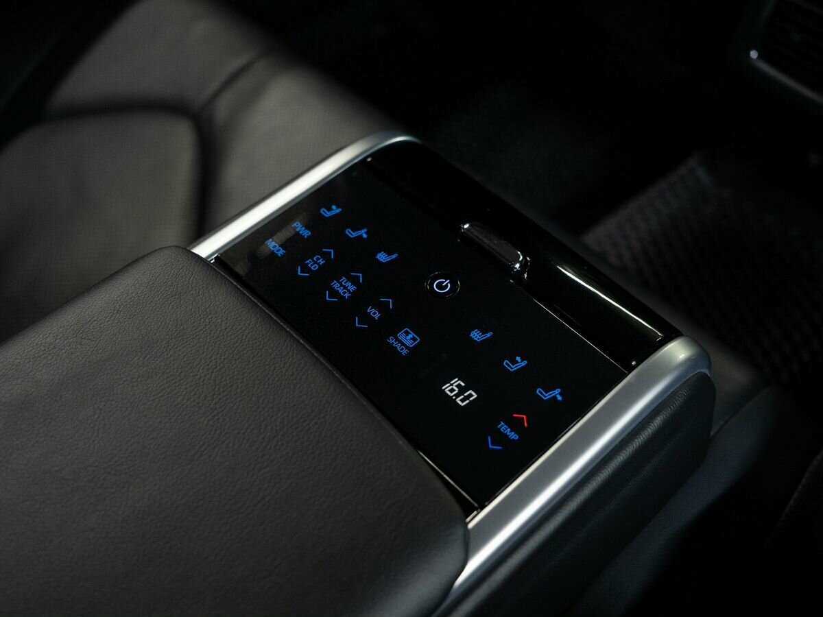 Toyota Camry, 2018 Фото №18