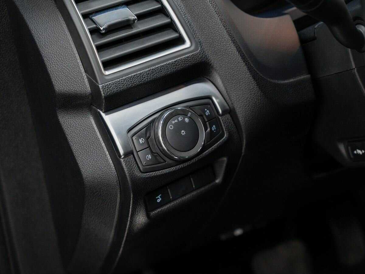 Ford Explorer, 2017 Фото №20