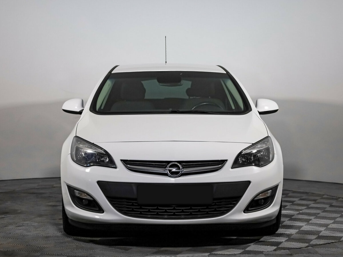 Opel Astra J Рестайлинг, 2014 Фото №2