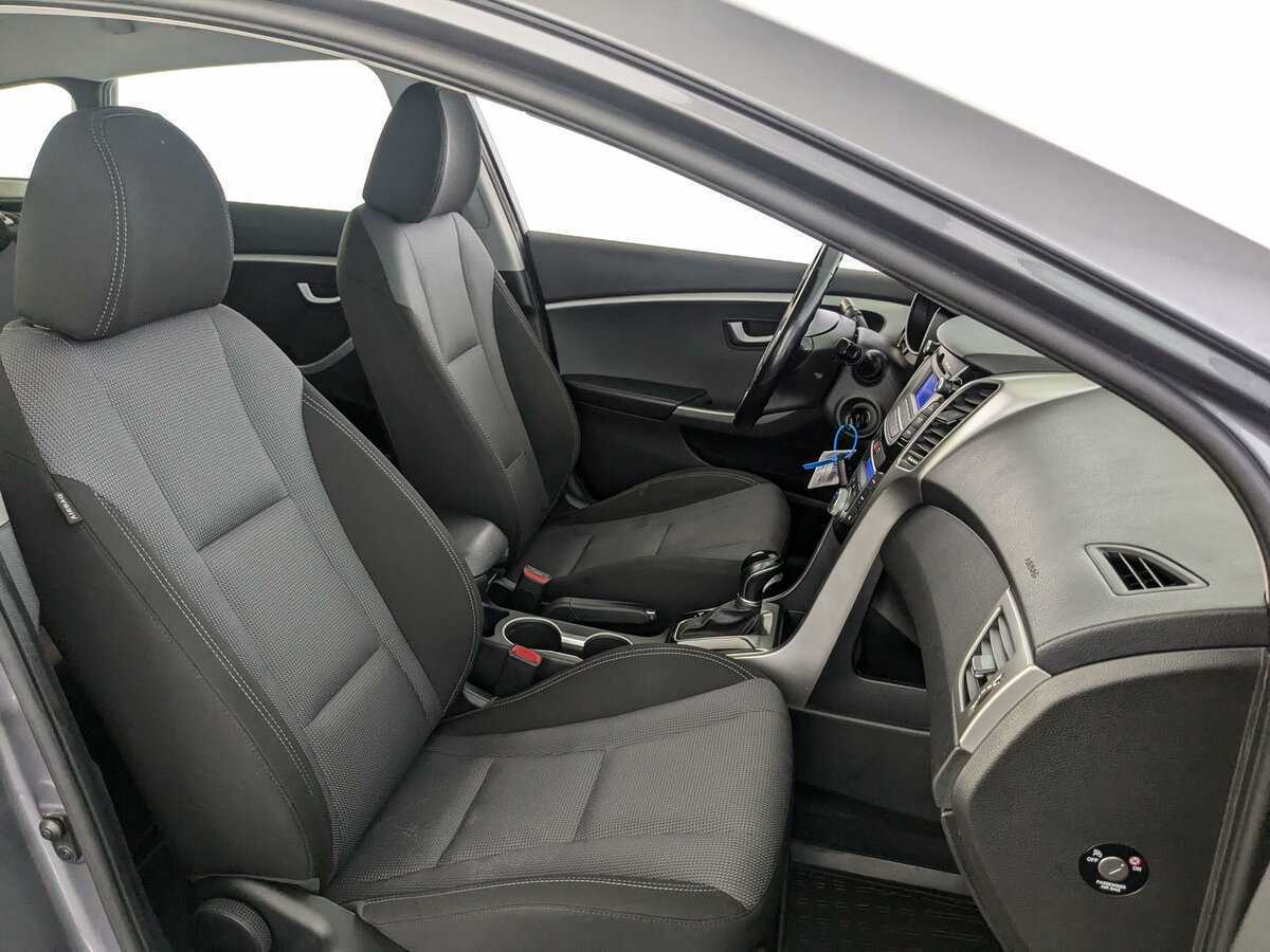 Hyundai i30, 2014 Фото №17