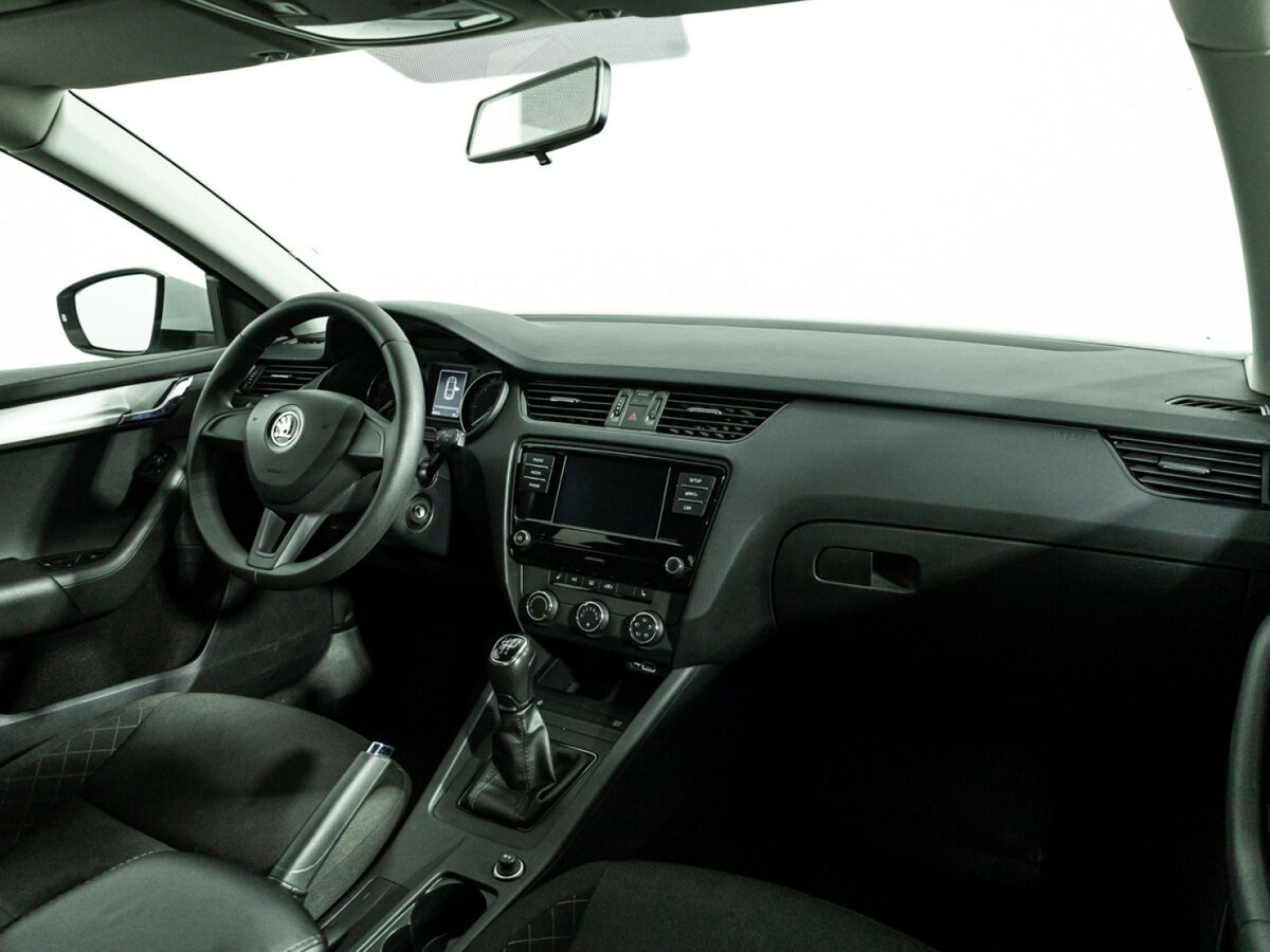 Skoda Octavia III (A7) Рестайлинг, 2018 Фото №7