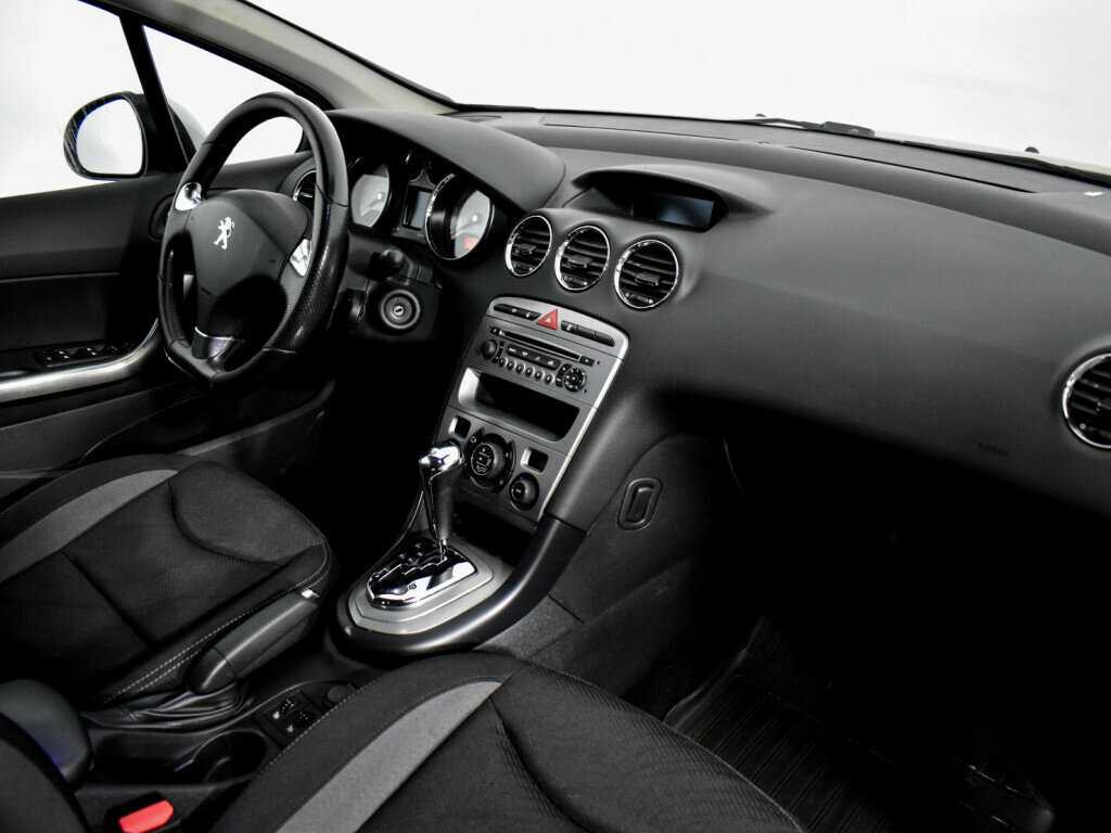 Peugeot 408, 2016 Фото №12