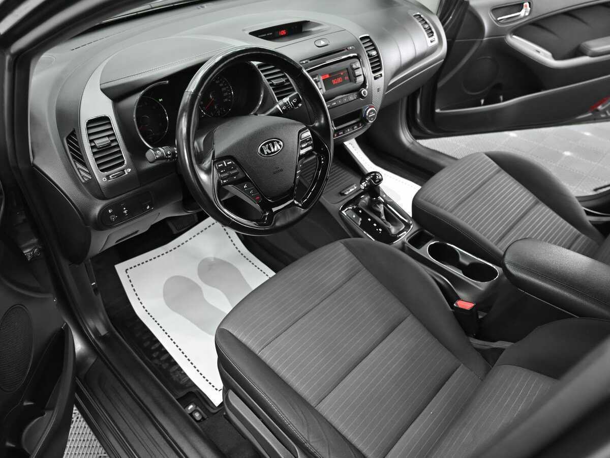 Kia Cerato, 2018 Фото №8