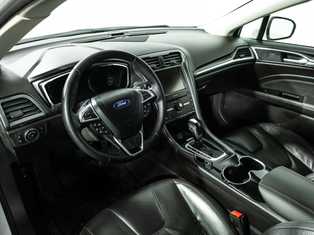 Ford Mondeo V, 2016 Фото №9