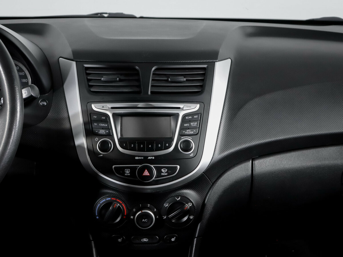 Hyundai Solaris I, 2013 Фото №11