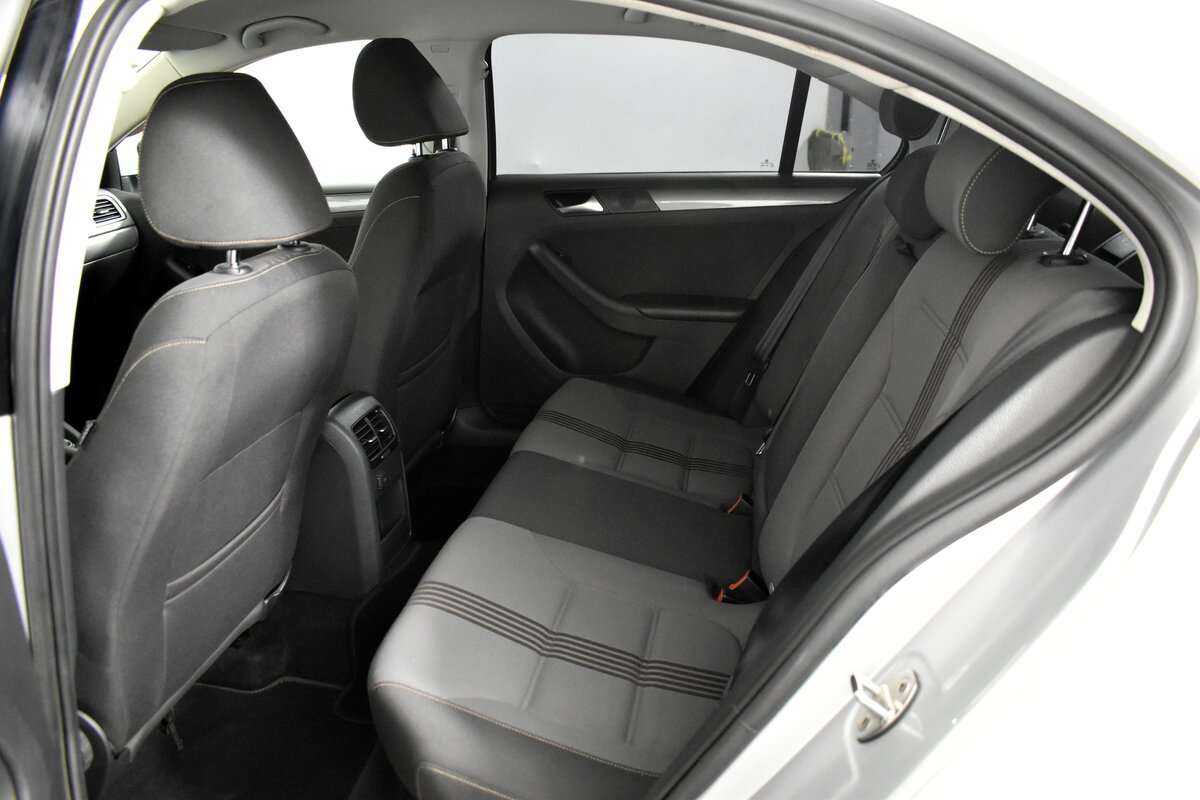 Volkswagen Jetta, 2016 Фото №14