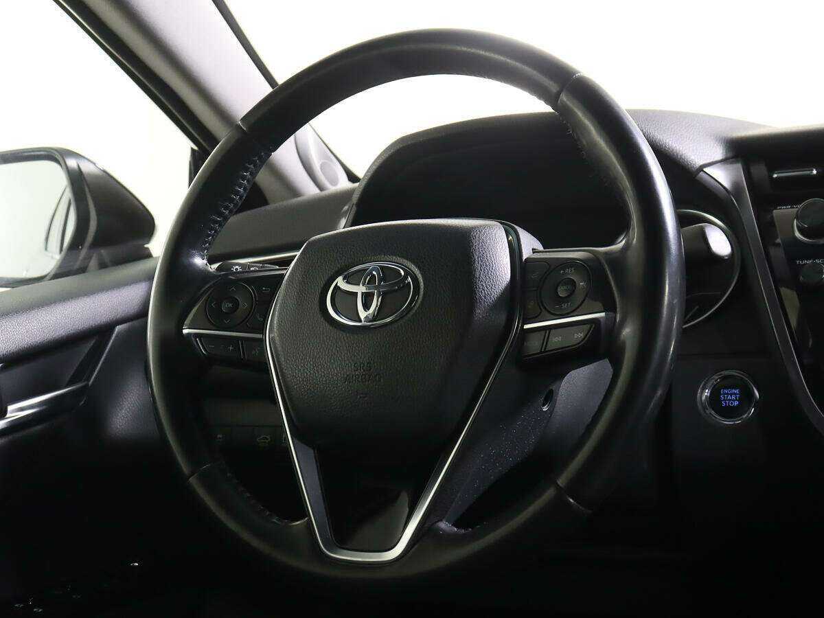 Toyota Camry, 2019 Фото №15
