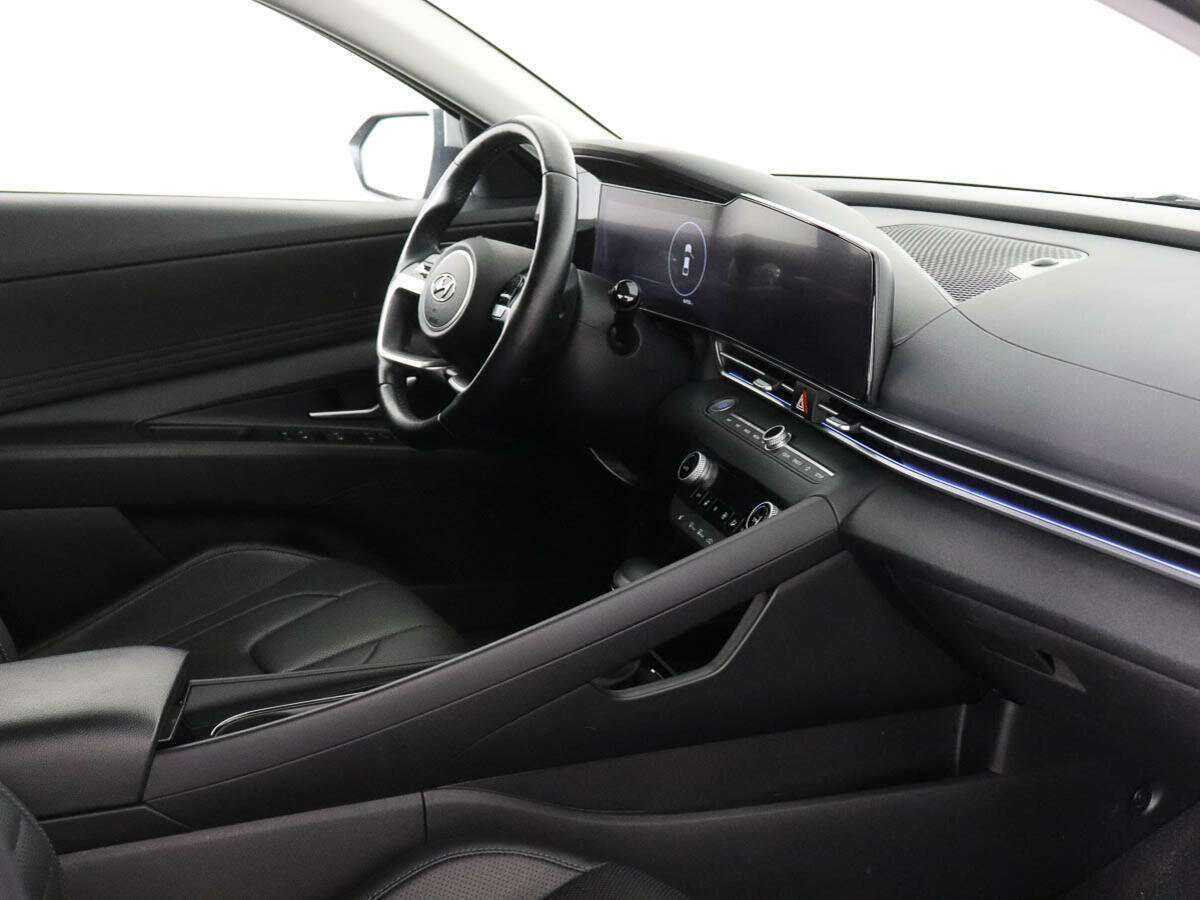 Hyundai Elantra, 2021 Фото №7