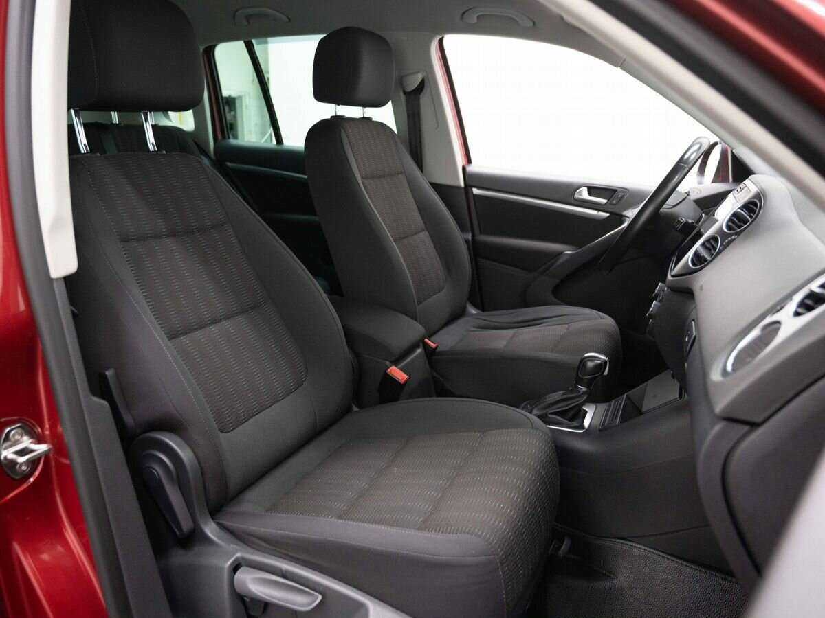 Volkswagen Tiguan, 2012 Фото №12