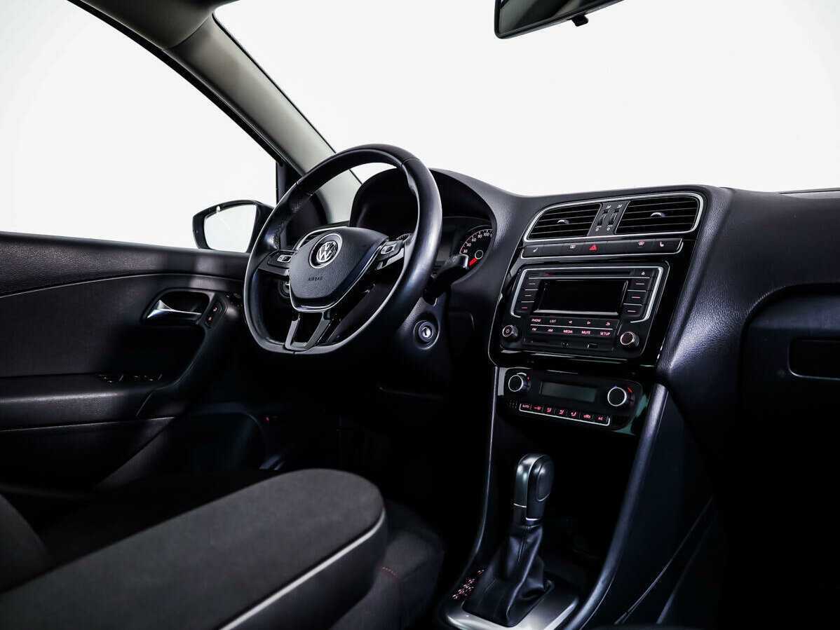 Volkswagen Polo, 2017 Фото №8