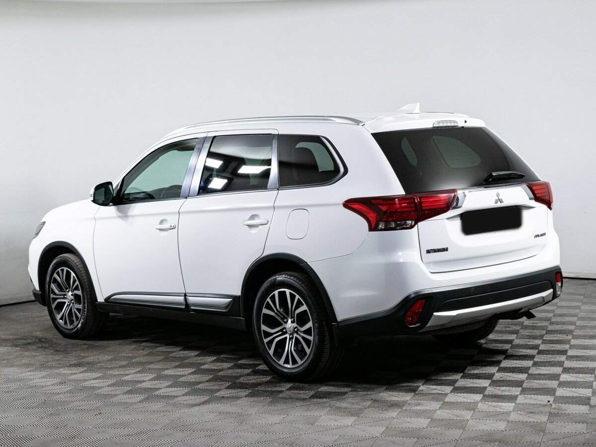Mitsubishi Outlander, 2018 Фото №7