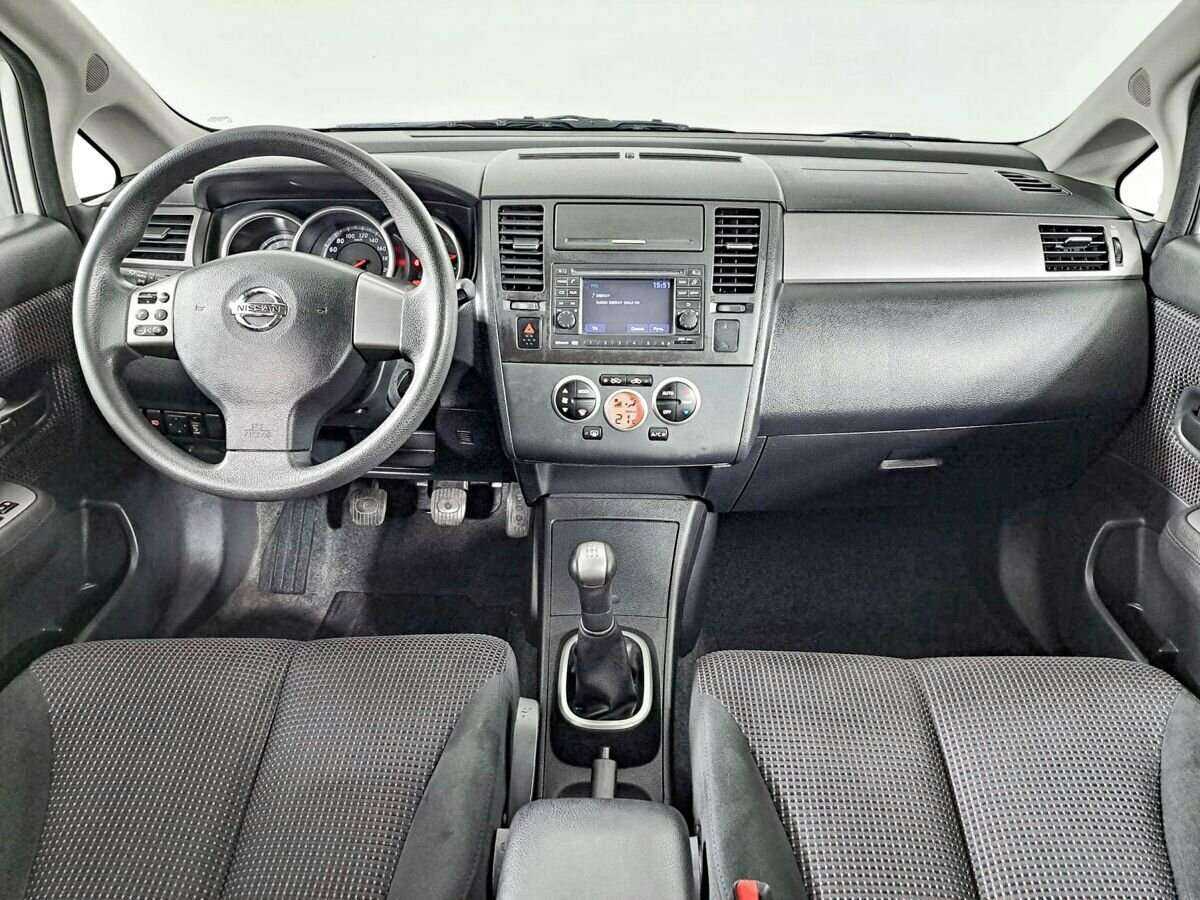 Nissan Tiida, 2012 Фото №12