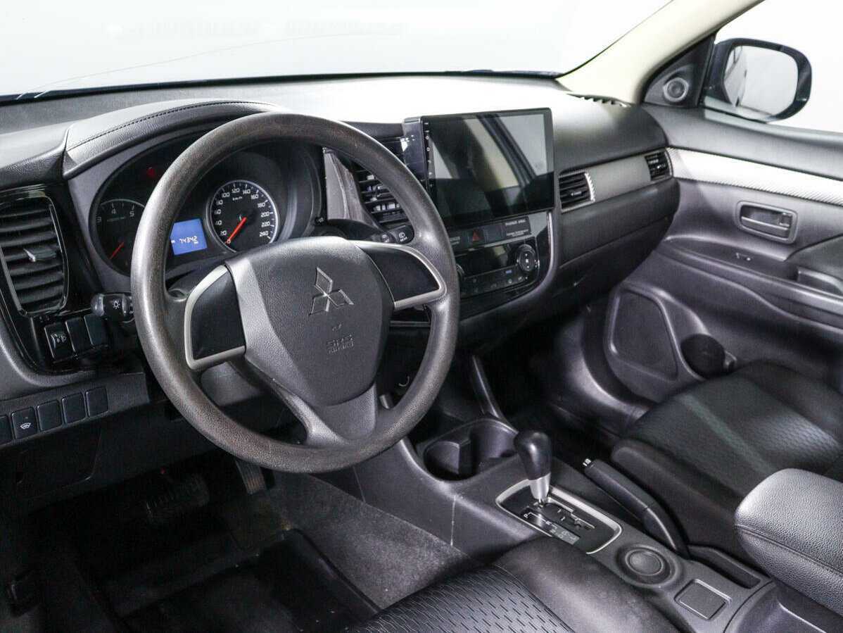 Mitsubishi Outlander, 2015 Фото №12