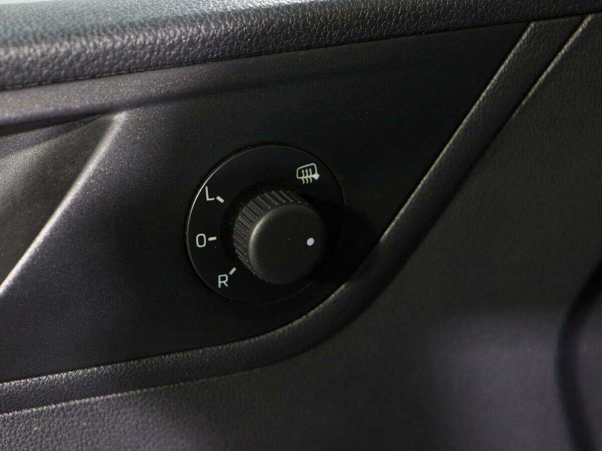 Volkswagen Polo, 2020 Фото №15