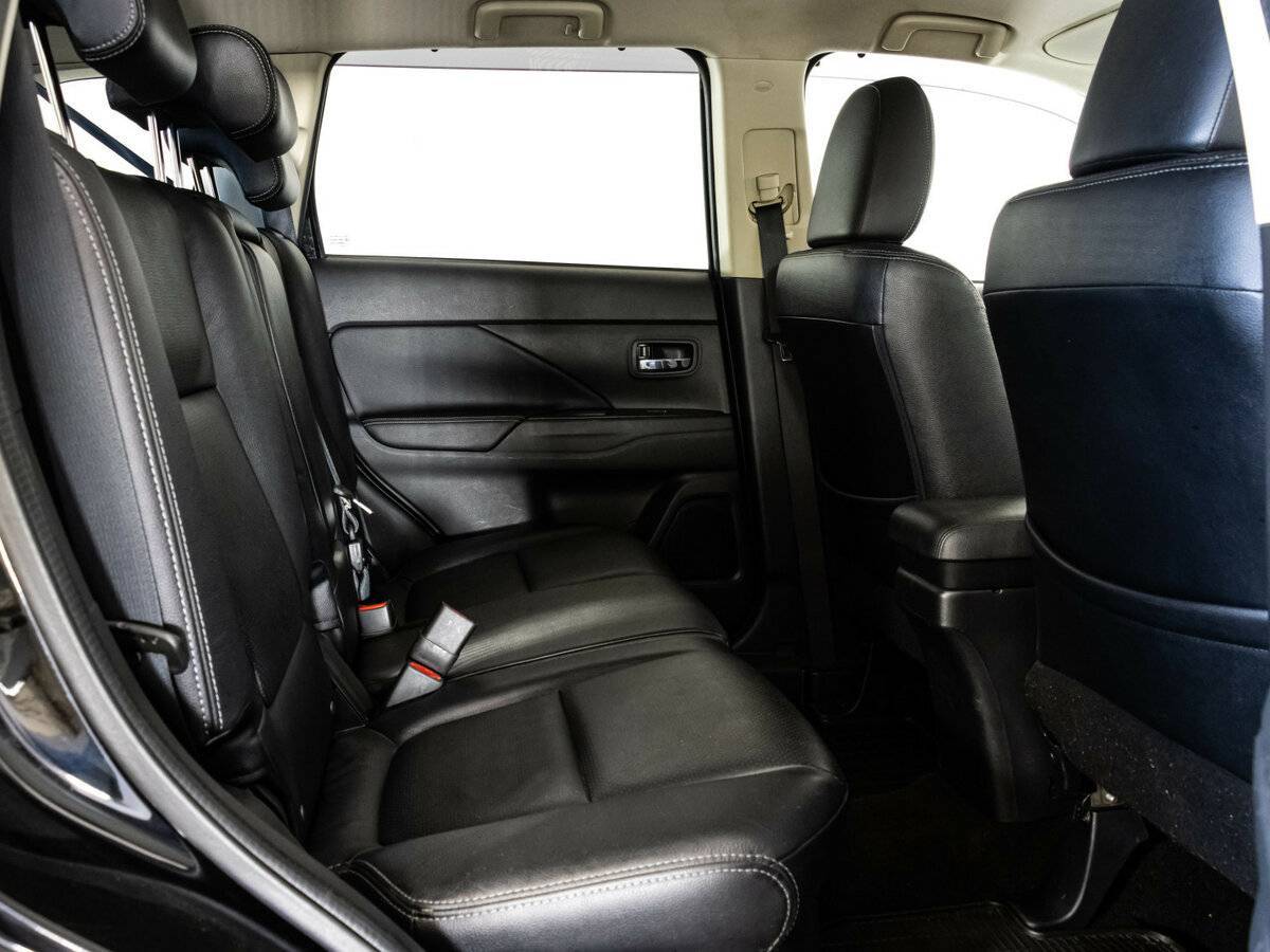 Mitsubishi Outlander, 2014 Фото №16