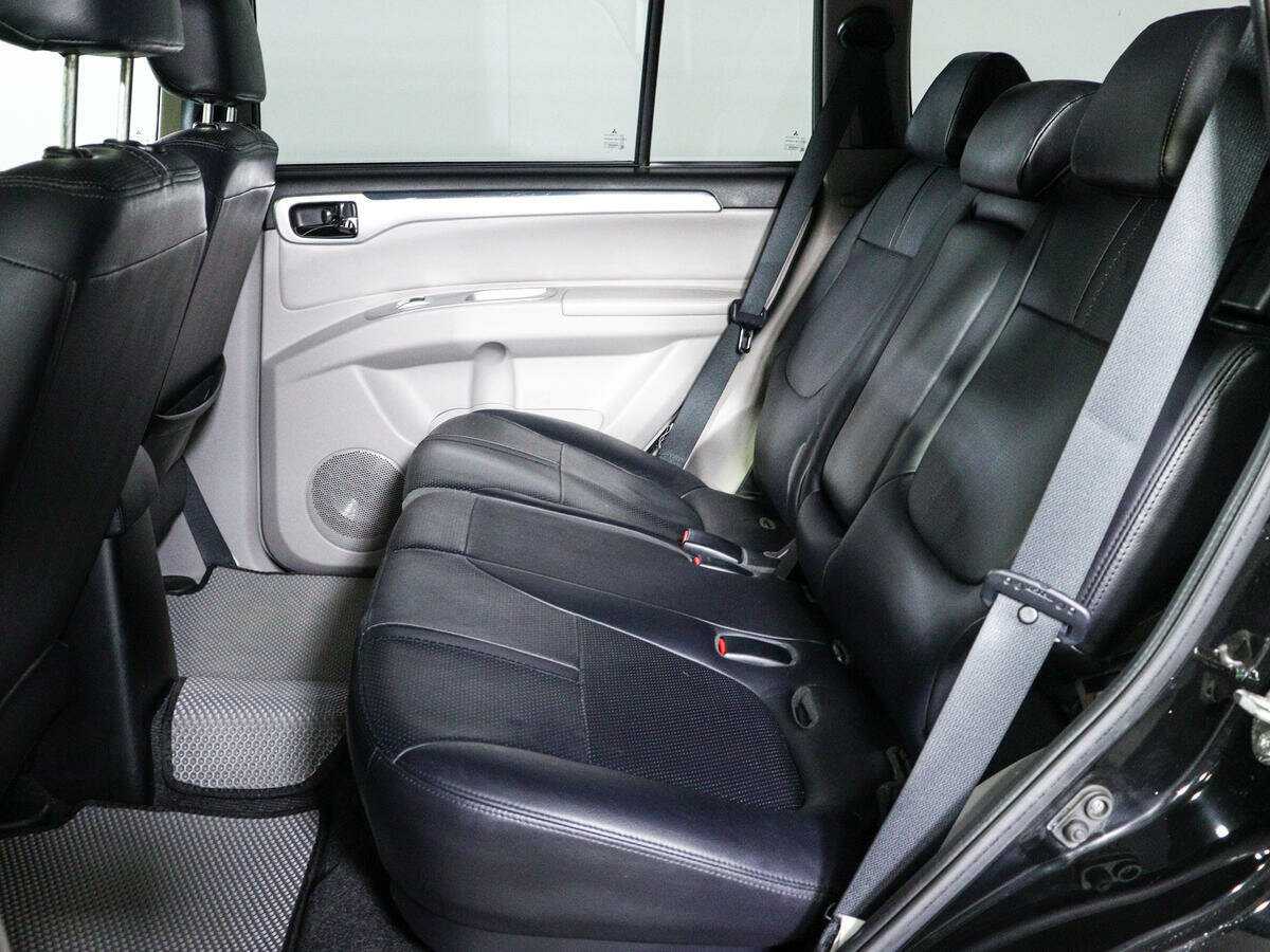 Mitsubishi Pajero Sport, 2012 Фото №7