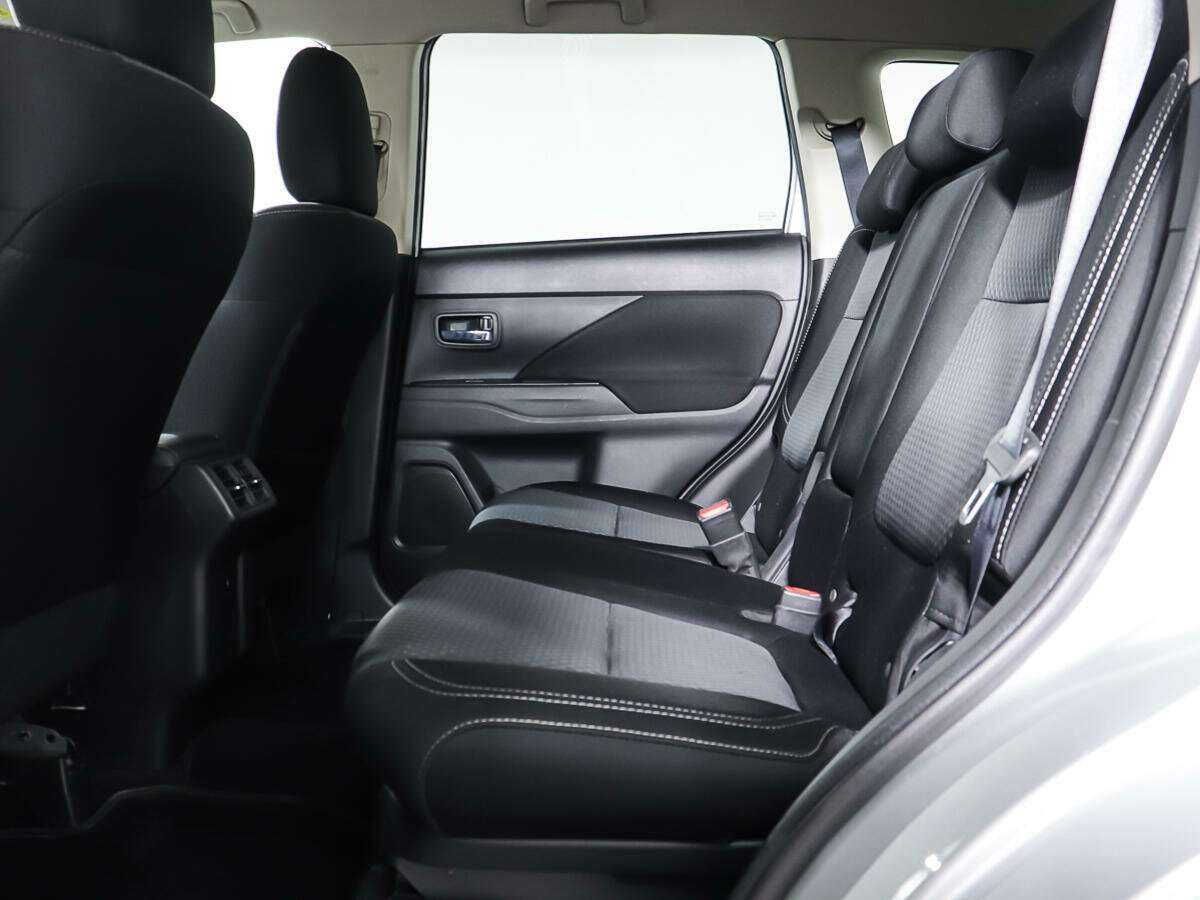 Mitsubishi Outlander, 2019 Фото №10