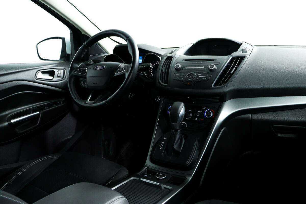 Ford Kuga, 2018 Фото №9