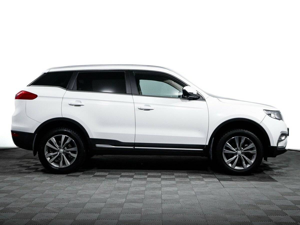 Geely Atlas, 2021 Фото №4