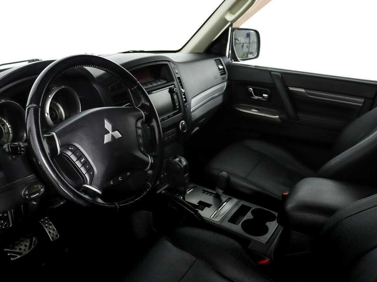 Mitsubishi Pajero, 2012 Фото №9