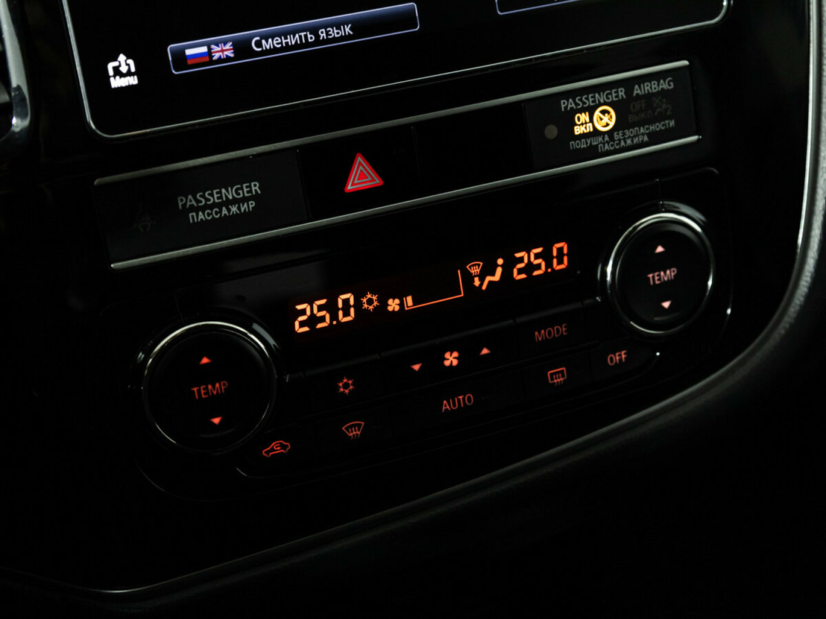 Mitsubishi Outlander III Рестайлинг 3, 2018 Фото №14