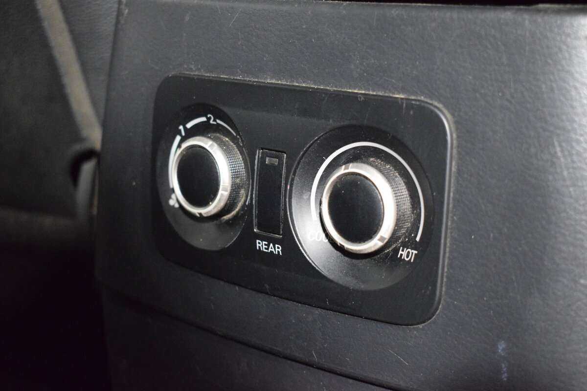 Mitsubishi Pajero, 2014 Фото №13