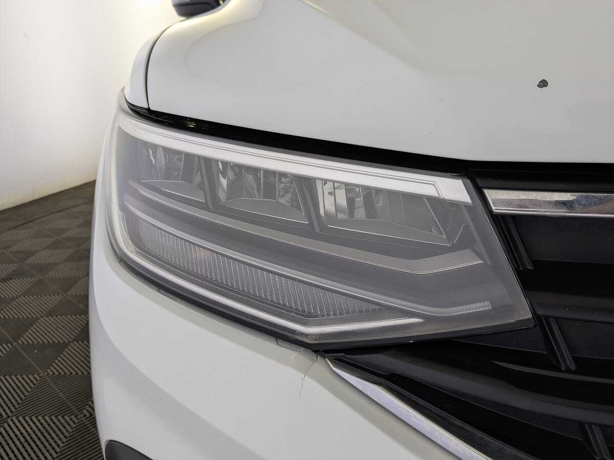 Volkswagen Tiguan, 2021 Фото №11