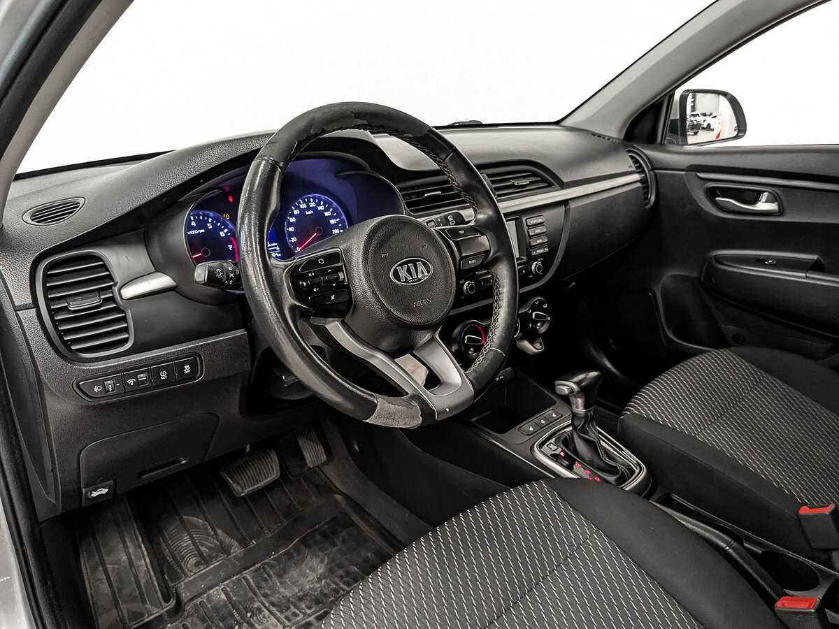 Kia Rio X-Line, 2020 Фото №15