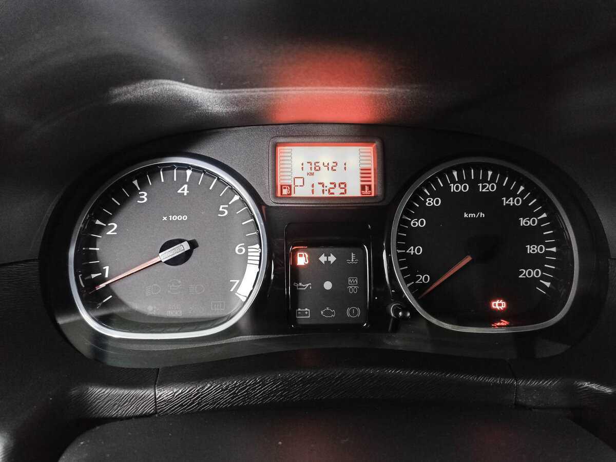 Renault Duster, 2012 Фото №11