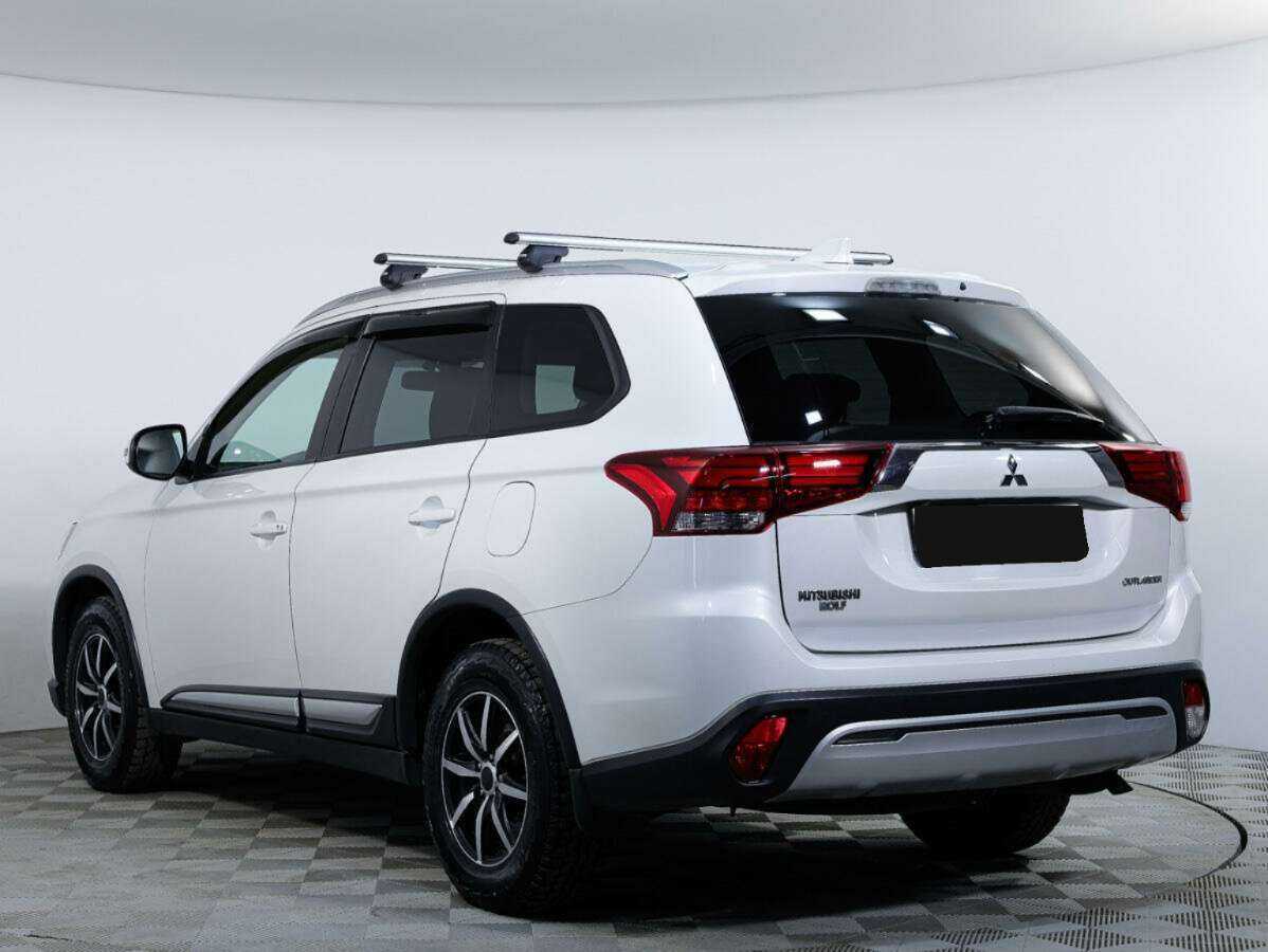Mitsubishi Outlander, 2018 Фото №7