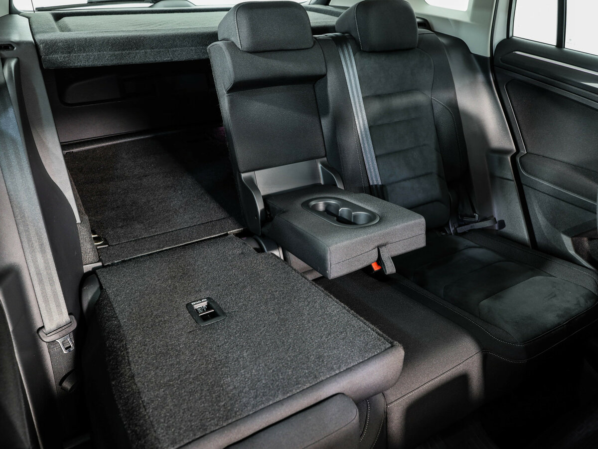 Volkswagen Tiguan II, 2019 Фото №30