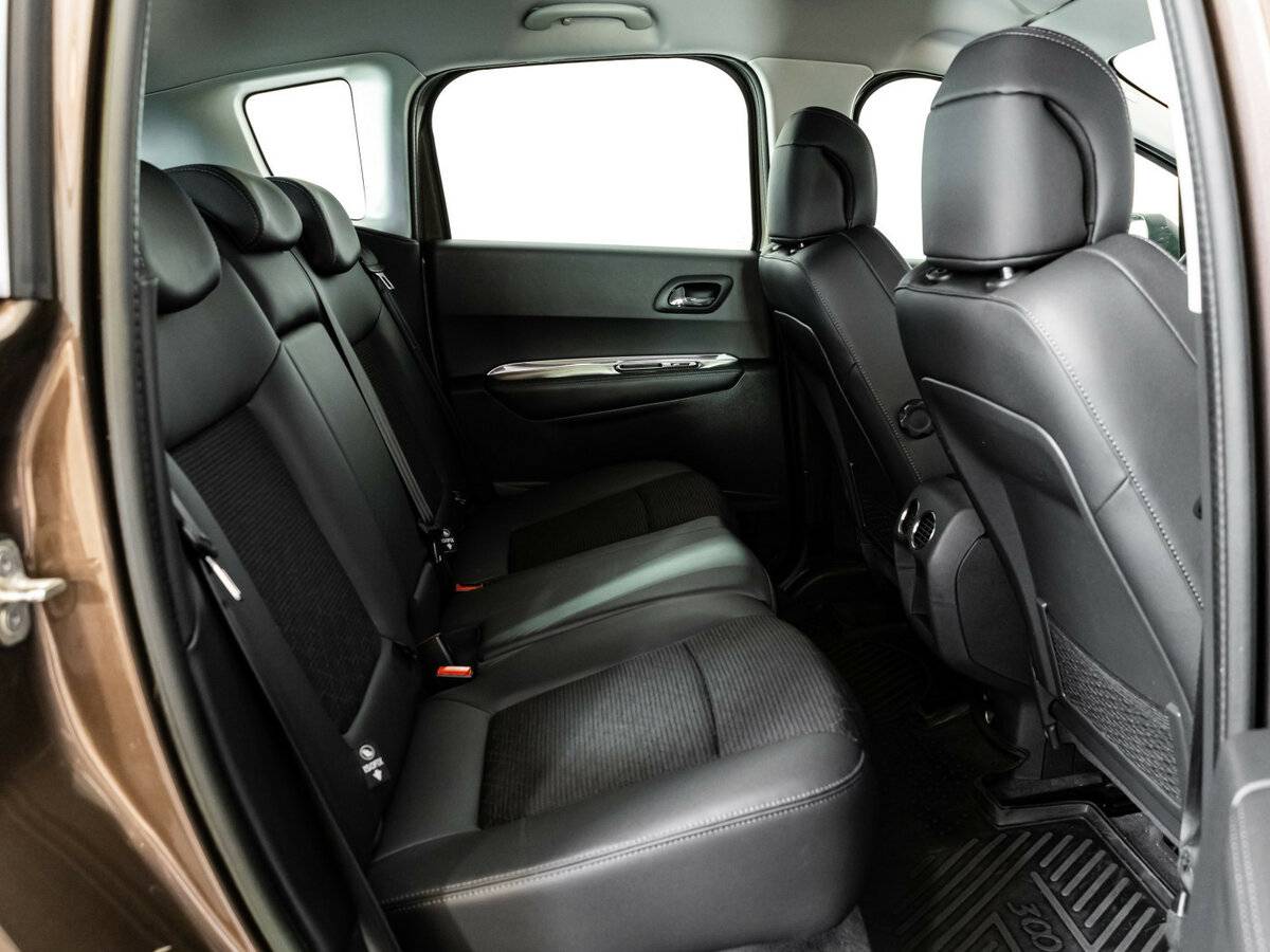 Peugeot 3008 I Рестайлинг, 2014 Фото №12