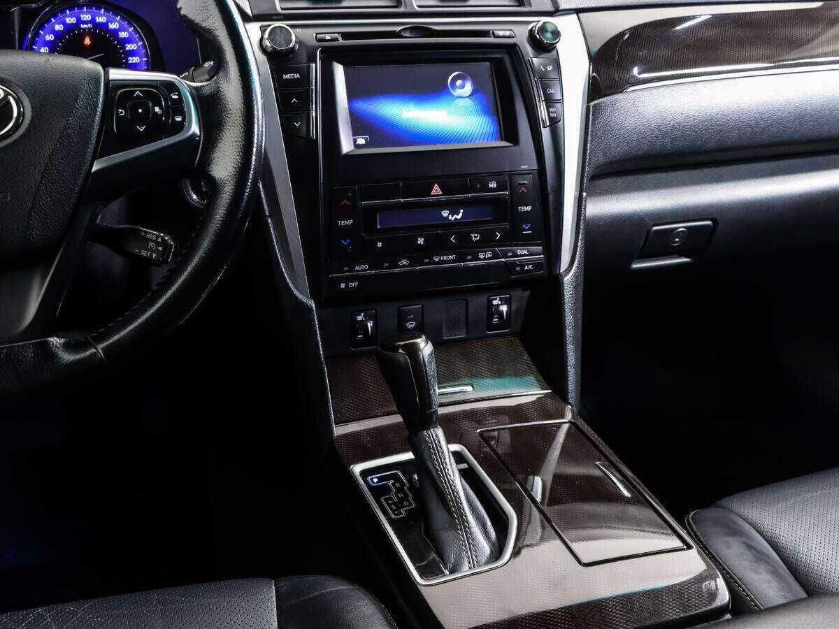 Toyota Camry, 2017 Фото №14