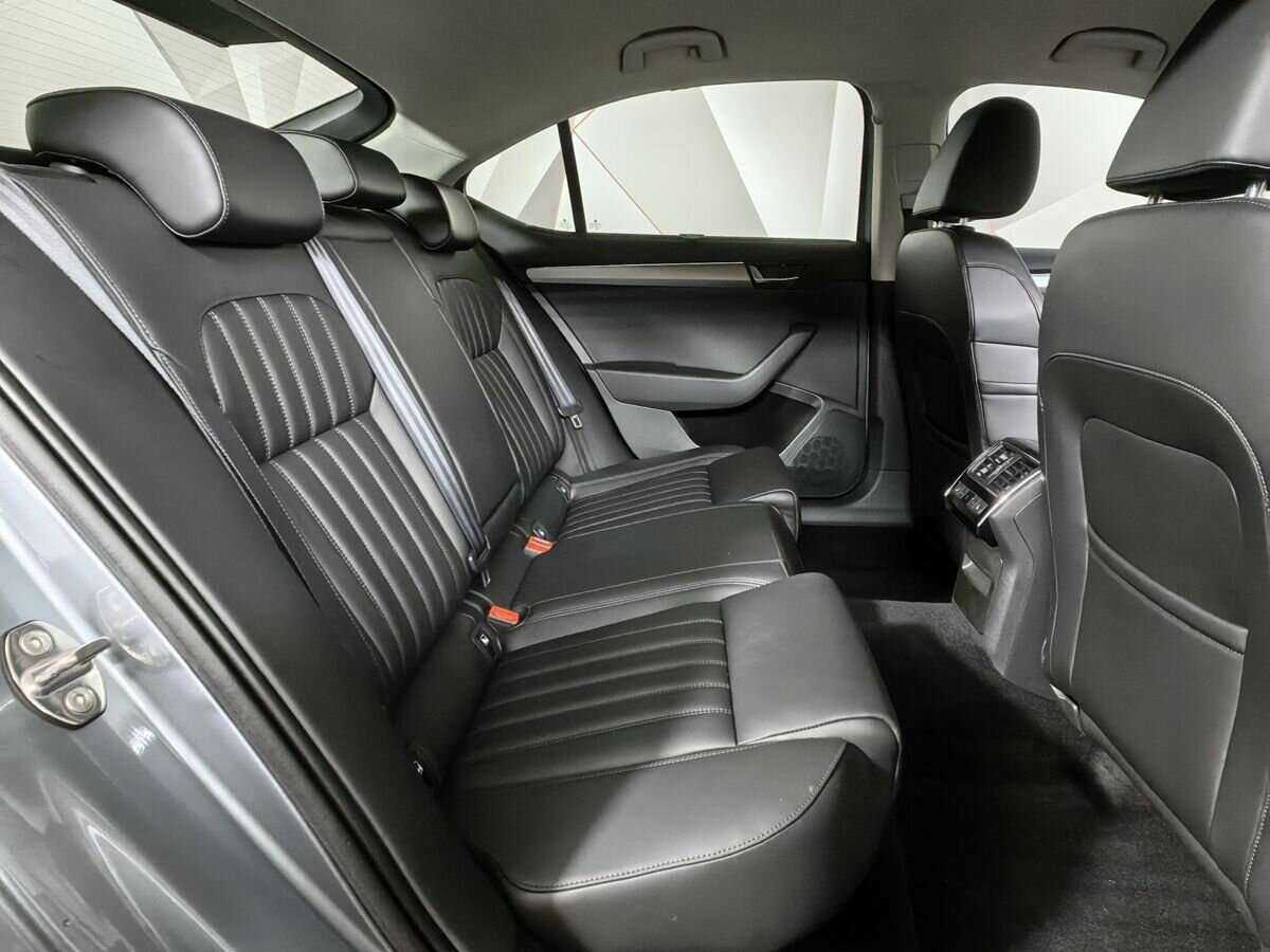 Skoda Superb, 2017 Фото №12