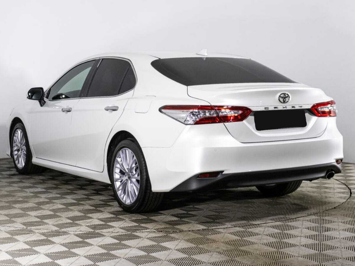 Toyota Camry, 2020 Фото №7