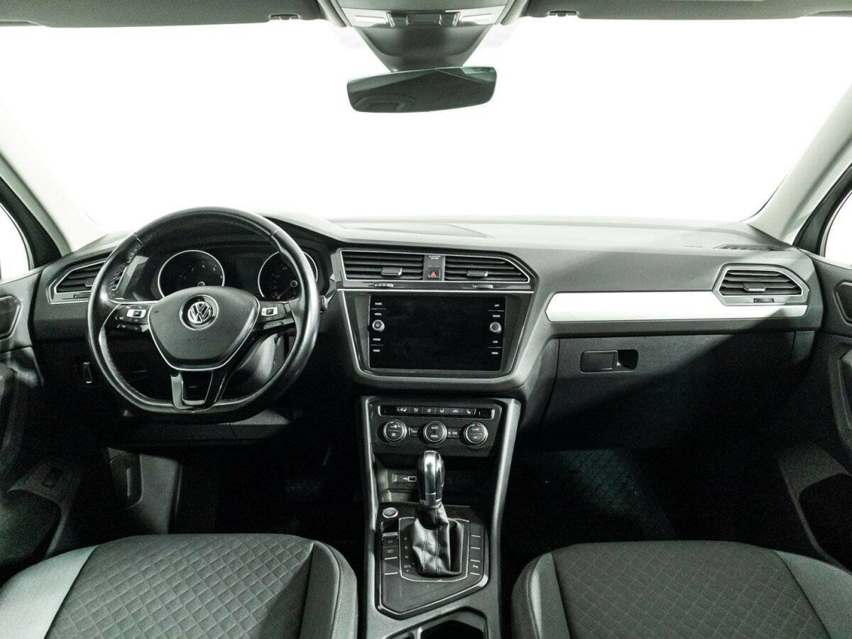 Volkswagen Tiguan, 2019 Фото №13