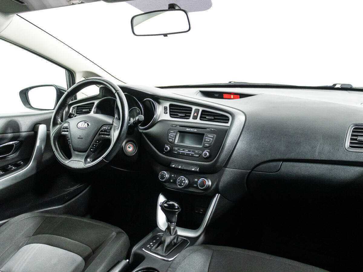 Kia Ceed, 2015 Фото №9