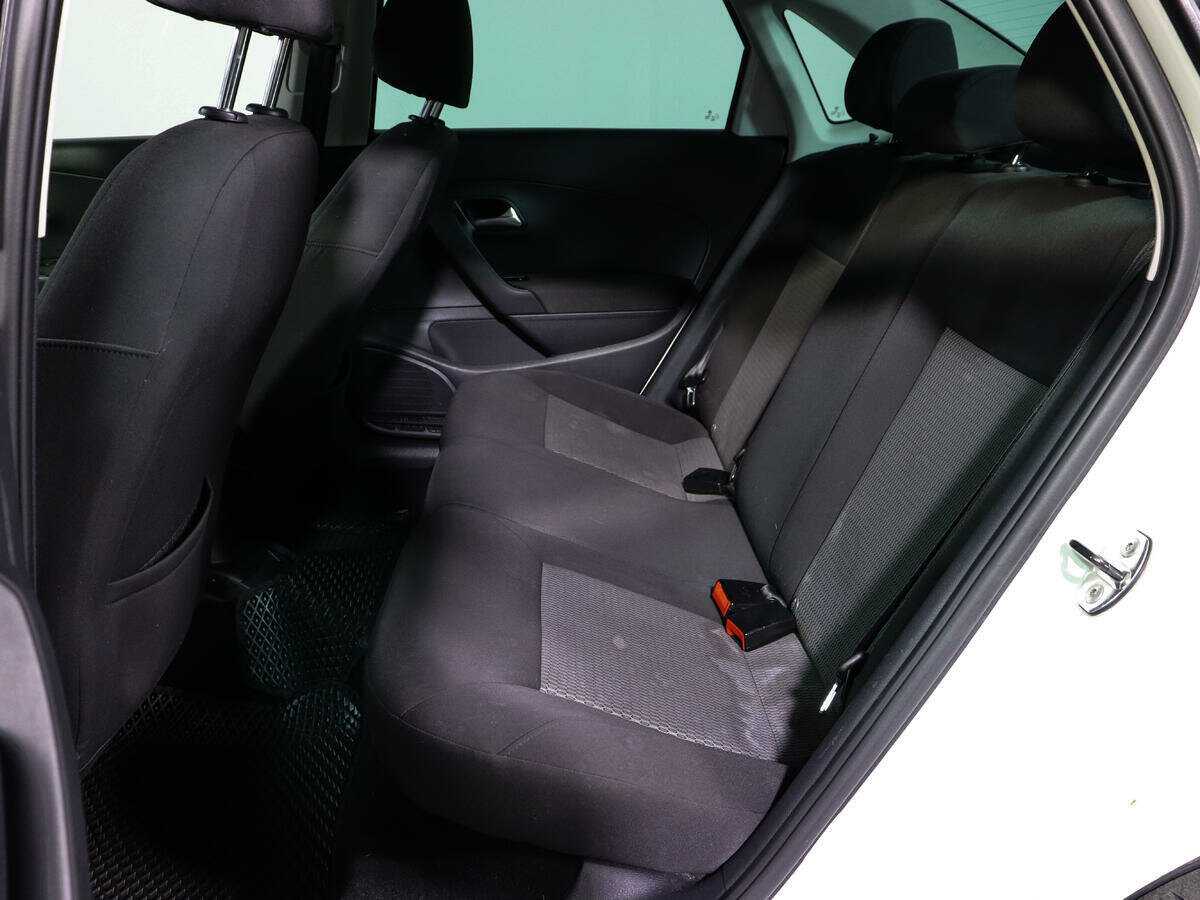 Volkswagen Polo, 2014 Фото №9