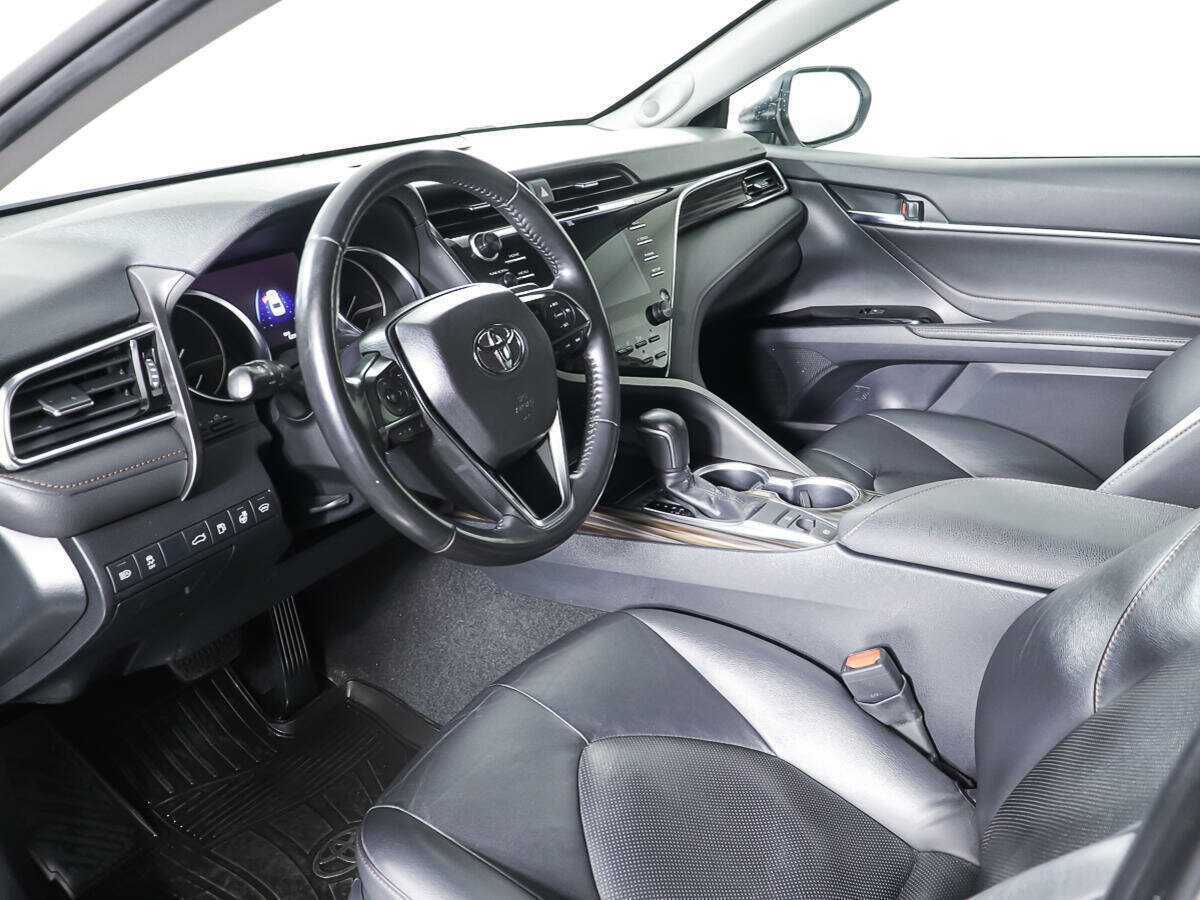 Toyota Camry, 2018 Фото №13