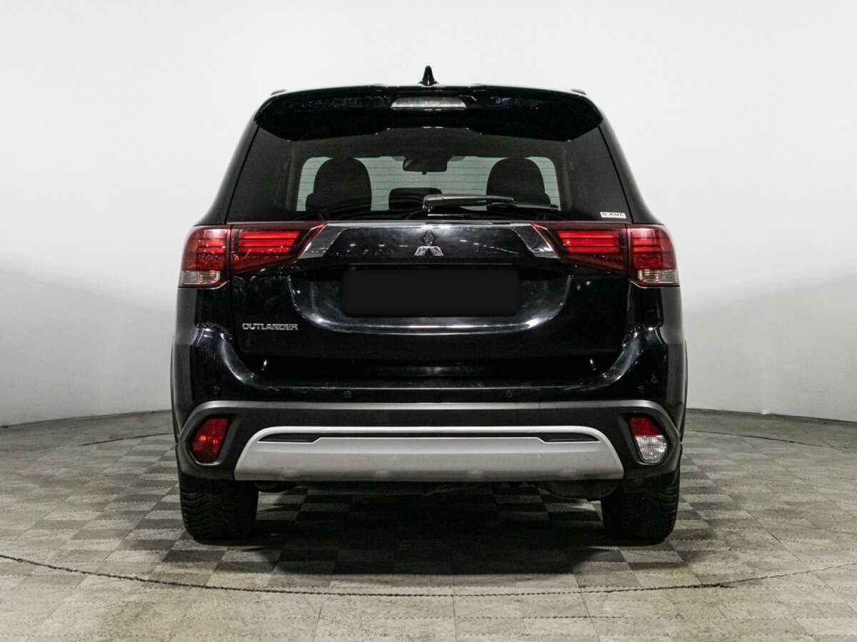 Mitsubishi Outlander, 2021 Фото №6