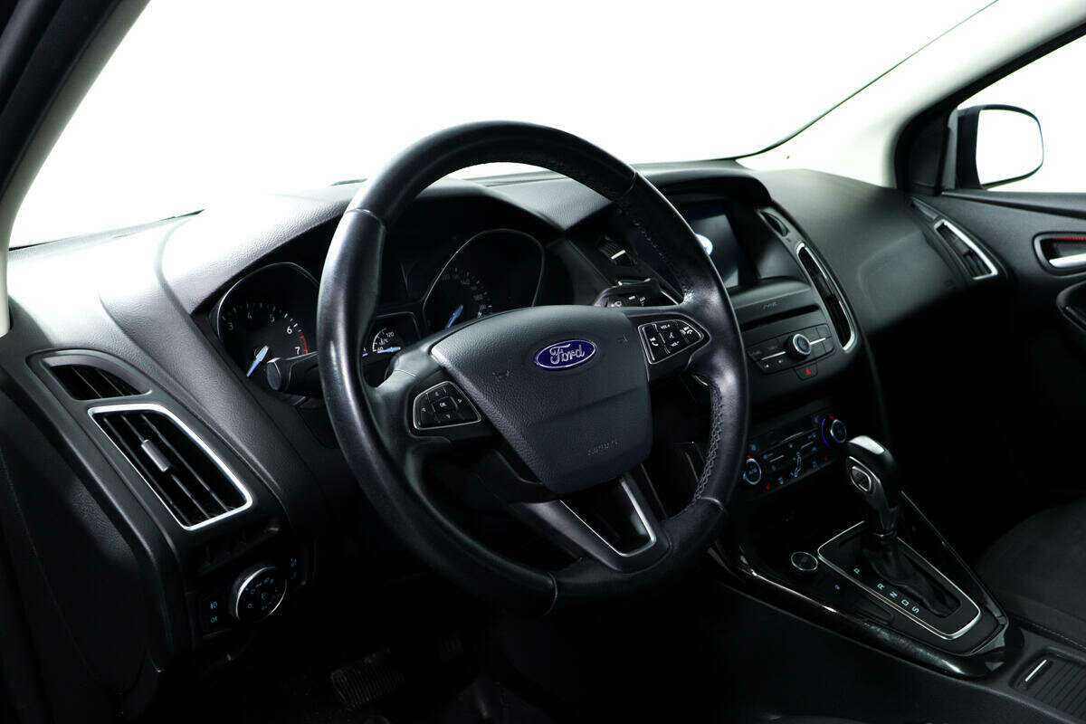 Ford Focus, 2018 Фото №13