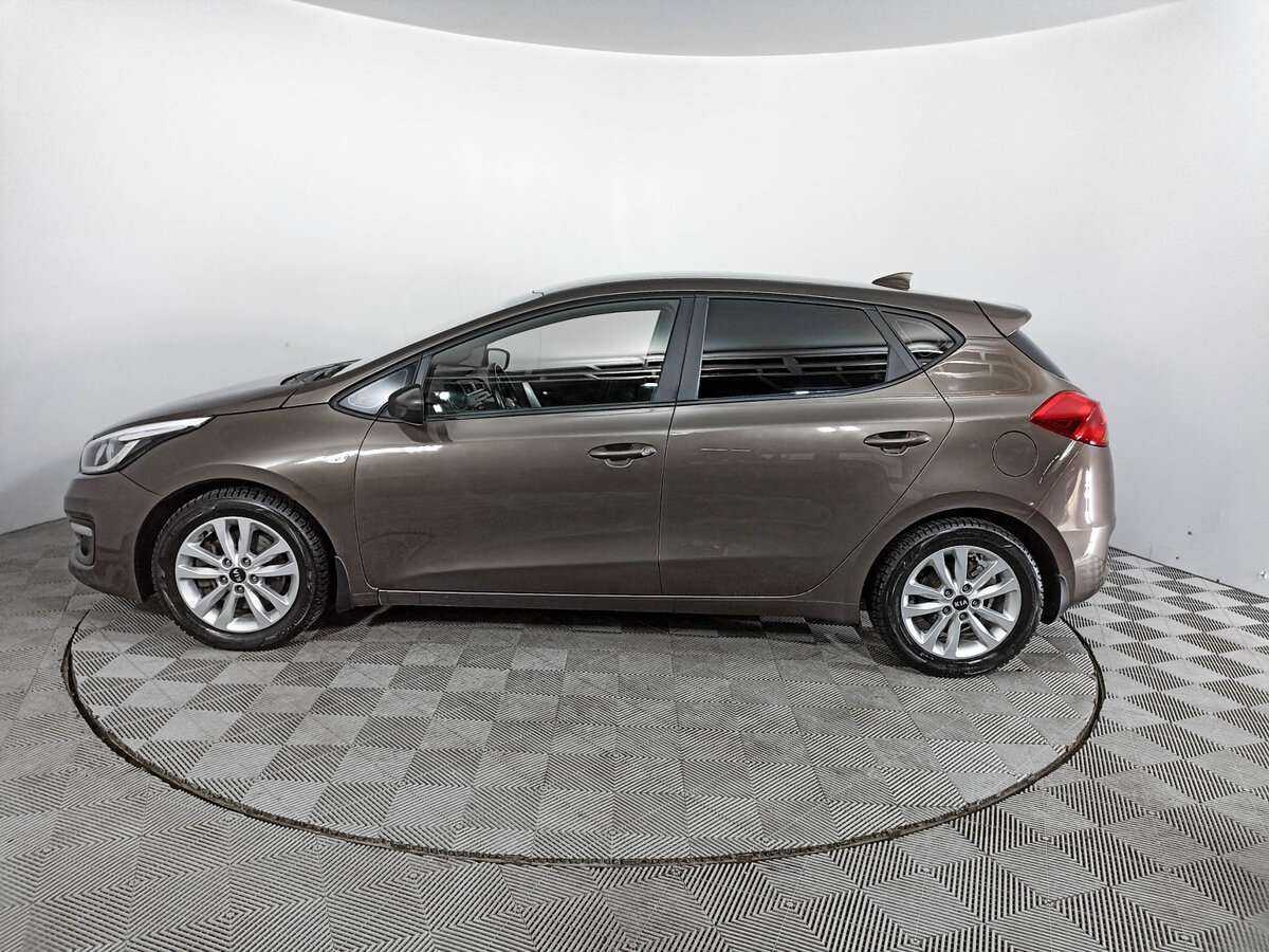 Kia Ceed, 2018 Фото №8